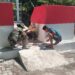 Jembatan Perintis Garuda Hampir Rampung, Tahap Pengacian Lantai Jembatan Dikebut Bersama Warga dan TNI