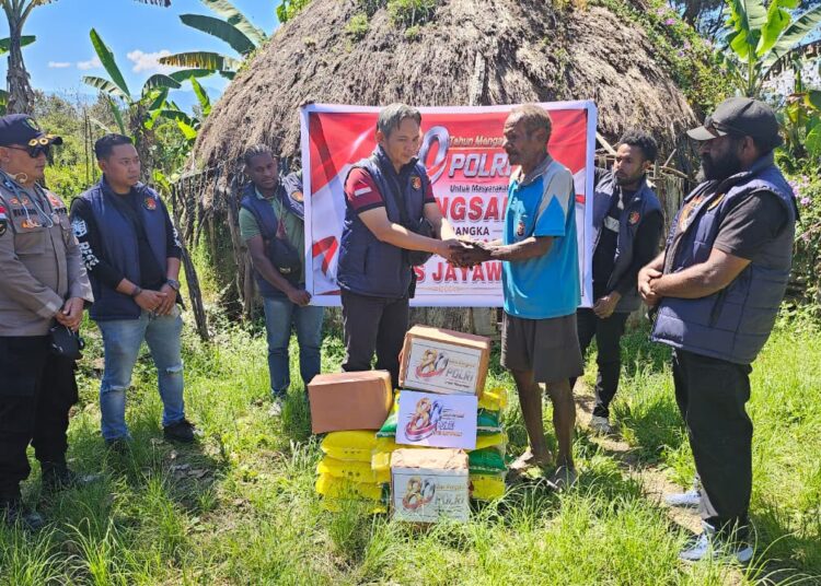 Satreskrim Polres Jayawijaya Gelar Anjangsana dan Baksos Sambut Hari Bhayangkara ke-80