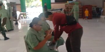 Deteksi Gangguan Penglihatan Sejak Dini, Prajurit dan Persit Kodim 1310/Bitung Lakukan Pemeriksaan Mata Gratis