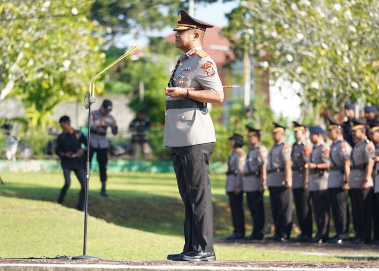 Polda Papua Barat Gelar Ziarah Rombongan dan Upacara Tabur Bunga di Laut dalam Rangka Menyambut Hari Bhayangkara ke-80