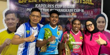 SRIKANDI FC POLRES FAKFAK JUARA! Borong Tiga Gelar Individu di Kaimana