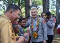 Dukung Pengembangan Bakat Generasi Muda, Astamaops Kapolri Tinjau Pusat Olah Seni di Kabupaten Jayawijaya