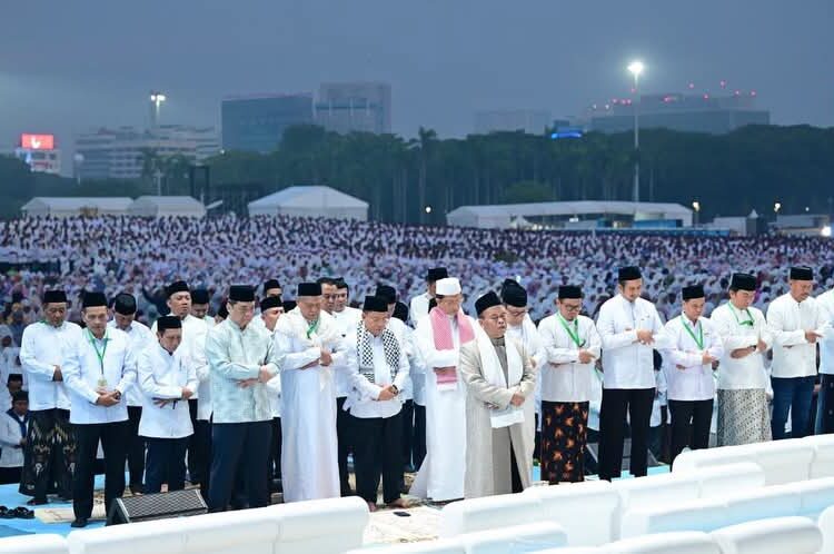 100.000 Jemaah Hadiri Zikir dan Doa Kebangsaan di Monas, Wujud Syukur atas Kemerdekaan Indonesia