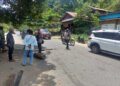 Polisi Bergerak Cepat, Aksi Pemalangan Jalan Km 5 Teluk Bintuni Dapat Dibuka Secara Kondusif