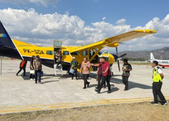 Menteri Koperasi RI Tiba di Wamena, Kunjungan Kerja Berlangsung Aman dan Lancar