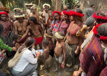 Wakil Menteri Pariwisata Tinjau Potensi Wisata Jayawijaya, Dengarkan Aspirasi Masyarakat Desa Kubugima