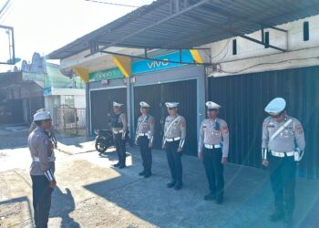 Satlantas Polres Jayawijaya Hadir Di Titik Rawan, Wujudkan Lalu Lintas Pagi Yang Aman dan Tertib