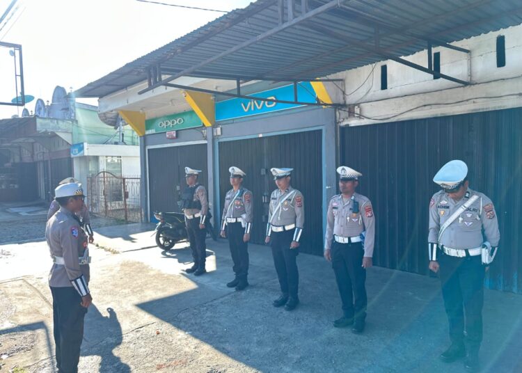 Satlantas Polres Jayawijaya Hadir Di Titik Rawan, Wujudkan Lalu Lintas Pagi Yang Aman dan Tertib