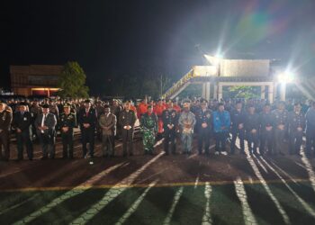 Polda Papua Barat Gelar Taptu dan Apel Kehormatan Renungan Suci Peringati HUT ke-81 Kemerdekaan RI