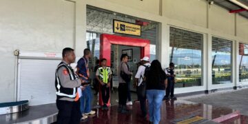 Polsek Kawasan Bandara Wamena Monitoring Aktivitas Penerbangan, Situasi Bandara Aman dan Kondusif