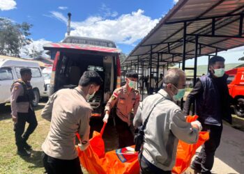 Polres Jayawijaya Evakuasi Pensiunan yang Ditemukan Meninggal di Kompleks Barak Penerangan