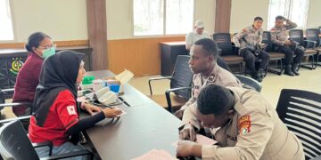 Polres Jayawijaya Ikut Donor Darah Dalam Rangka Hari Lahir Kejaksaan RI ke-81