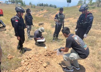 Polres Jayawijaya dan Brimob Polda Papua Musnahkan Amunisi GL40MM di Wamena