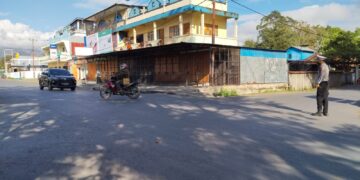Satlantas Polres Jayawijaya Hadir Sejak Pagi, Jaga Kelancaran Lalu Lintas di Wamena