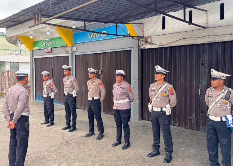 Satlantas Polres Jayawijaya Hadir Sejak Pagi, Jaga Kelancaran Lalu Lintas di Wamena