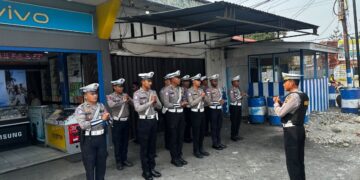 Utamakan Keselamatan Pengguna Jalan, Satlantas Polres Jayawijaya Gelar Strong Point Pagi di Sejumlah Persimpangan Kota Wamena