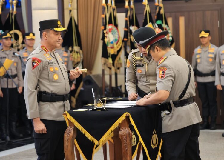 Polri Gelar Sertijab Sejumlah PJU Mabes dan Kapolda