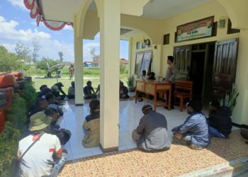 Mediasi secara Kekeluargaan, Polsek Bolakme Damaikan Warga