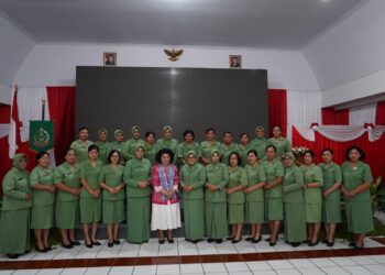Tingkatkan Kesadaran dan Deteksi Dini Terhadap Kanker Payudara, Ketua Persit KCK Cabang LXII Kodim 1310/Bitung Ny. Meryah Dewa Made bersama Pengurus, Menghadiri Sosialisasi “SADARI”