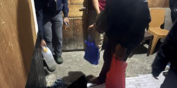 Sat Resnarkoba Polres Jayawijaya Gelar Razia Miras di Wamena, Amankan 12 Botol dan 1 Jeriken Cap Tikus