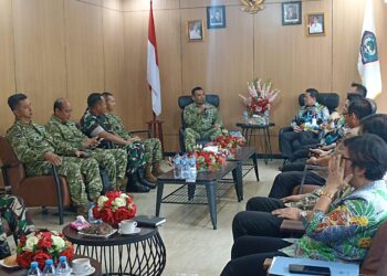 Sambut Tim Sahli Panglima TNI di Wilayah Kodim 1310/Bitung, Dandim 1310/Bitung Tegaskan Komitmen TNI Dukung Ketahanan Pangan dan Kesejahteraan Rakyat