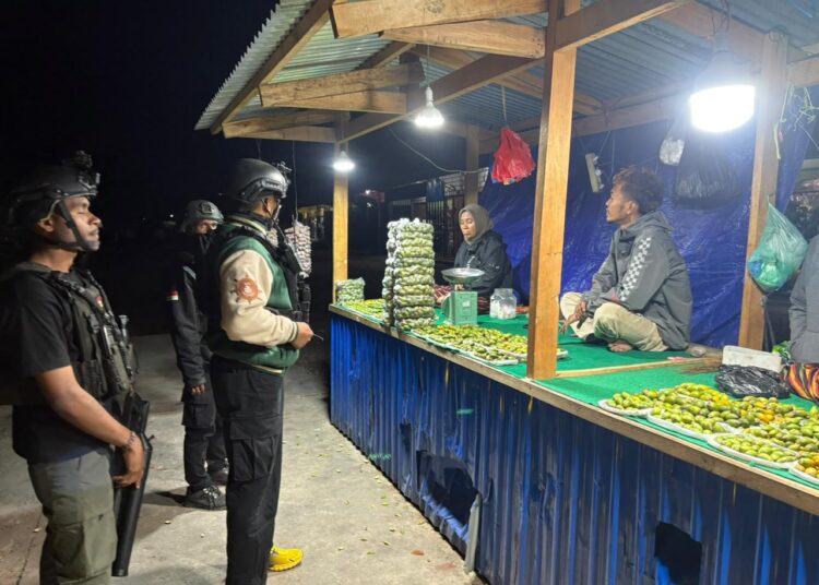 Patroli Rutin yang Ditingkatkan, Satuan Samapta Polres Jayawijaya Amankan Miras, Ganja, dan Alat Tajam di Wamena