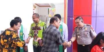 Kapolda Papua Barat Gelar Minggu Kasih Bersama Jemaat GKI Agape Wosi, Ajak Masyarakat Perkuat Kerukunan, Toleransi, dan Jaga Kamtibmas