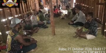 Polsek Asologaima Sambangi Warga Silokarno Doga, Ajak Bersama Jaga Kamtibmas