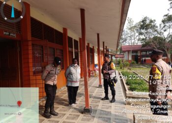 Sat Binmas Polres Jayawijaya Edukasi Pelajar tentang Bahaya Narkoba dan Kenakalan Remaja